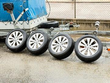 Gomme invernali pirelli 205/55 r 16