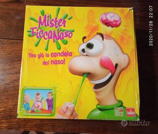 Mister Ficcanaso