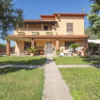 VILLA SINGOLA A PALOMBARA SABINA