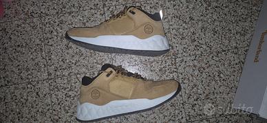 SCARPE TIMBERLAND NUMERO 43,5