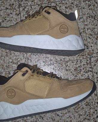 SCARPE TIMBERLAND NUMERO 43,5