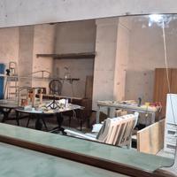 Specchiera vintage anni ’50 con cornice in legno.