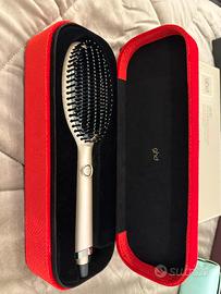 Spazzola GHD Glide con cofanetto