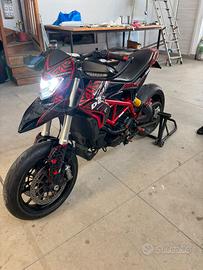 Hypermotard 939