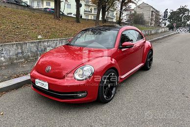 VOLKSWAGEN Maggiolino 2.0 TDI Design BlueMotion Te