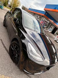 TESLA MODEL Y - MY 2024 - RWD - NO DUAL MOTOR