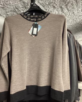 Stock di abbigliamento seconda scelta