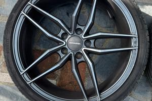 Cerchi 19 Veeman + Gomme pirelli estive + distanz