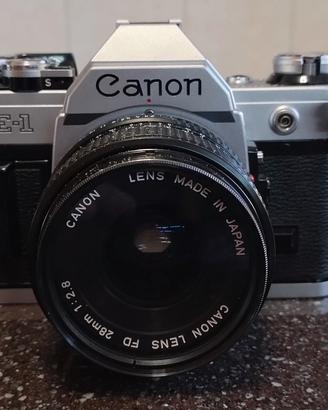 Macchina Fotografica Canon AE-1