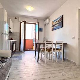 Bilocale ristrutturato, Marotta. Rif.M/2060