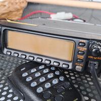 YAESU FT 8100 VEICOLARE BIBANDA VHF/UHF