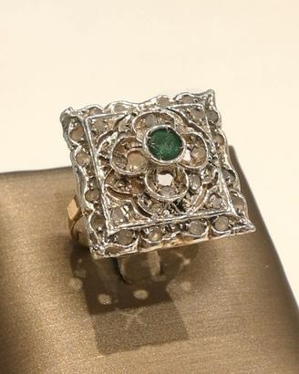 Anello antico in oro 14kt, smeraldo e diamanti