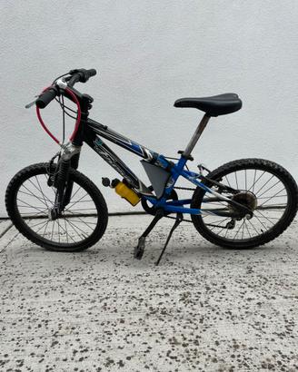 Coppia di bici per bambino