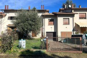 VILLA A SCHIERA A VALSAMOGGIA