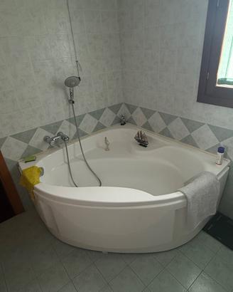 Vasca da bagno Ariston