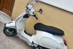 Vespa primavera 125