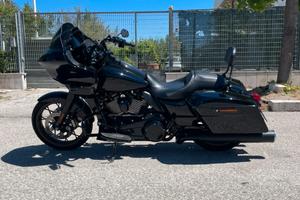 Harley davidson road glide st