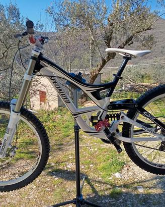 Specialized demo 8 i Downhill