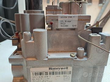 Valvola caldaia gas HONEYWELL TYPE V 4635C 2018