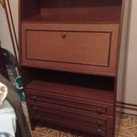 Libreria  con cassetti