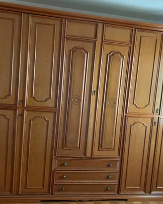 Armadio in stile legno