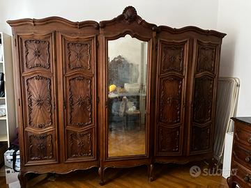 Mobilio anni '30 in stile barocco piemontese