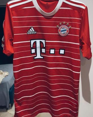 Kit Home Bayern Monaco 22/23