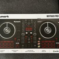 Numark Mixtrack ProFX