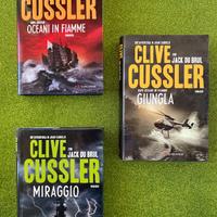 Set 3 romanzi di Clive Cussler & Jack Du Brul.