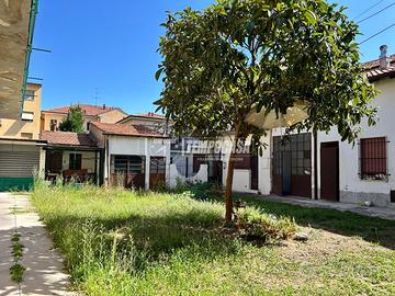 INVESTIMENTO UNICO NEL CUORE DELLA CITTÀ - TRE MON