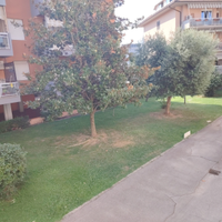 Appart. 1°piano di 104 mq.+ balcone 10 mq + garage