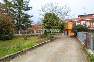 APPARTAMENTO CON GIARDINO PRIVATO!!