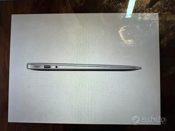 MacBook Air 13 pollici, 2018 da 1 Tera e Mem 8 GB
