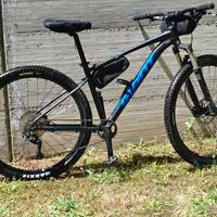 MTB Giant 29"