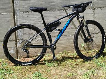 MTB Giant 29"