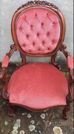 Poltrona legno imbottita