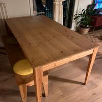Tavolo da pranzo allungabile in legno con panca