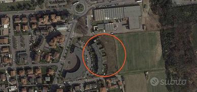 Immobile in asta di 3652 m² a Madone