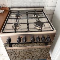 Cucina gas metano con forno elettrico  De Longhi