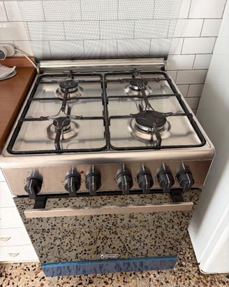 Cucina gas metano con forno elettrico  De Longhi