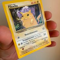 Pikachu carte Pokemon
