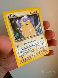 Pikachu carte Pokemon