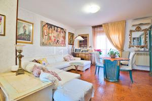 TRILOCALE AUTONOMO , BOX E CANTINA !!!