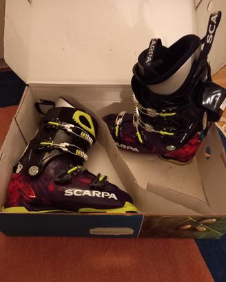 Scarpone sci alpinismo e discesa SCARPA