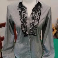 Camicia Studio B. sciancrata con volant – Fantasia