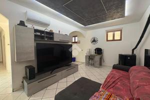 CASA SEMINDIPENDENTE A CILAVEGNA