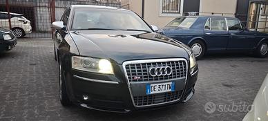 Audi S8 altro allestimento