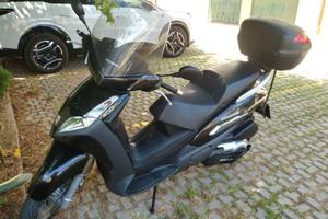 Peugeot Geopoli 400