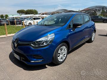 Renault Clio dCi 8V 75 CV 5 porte Moschino Intens