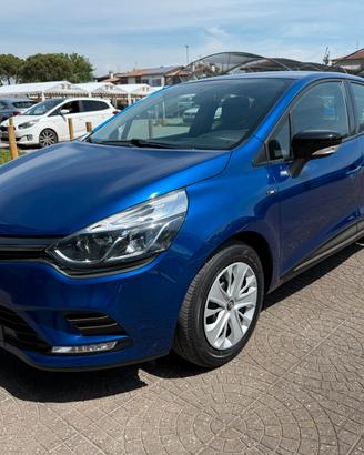 Renault Clio dCi 8V 75 CV 5 porte Moschino Intens